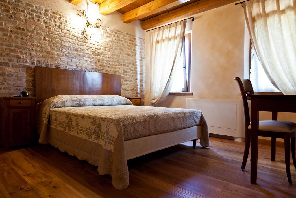 Hotel Ca' Muliner Azzano Decimo Habitación foto